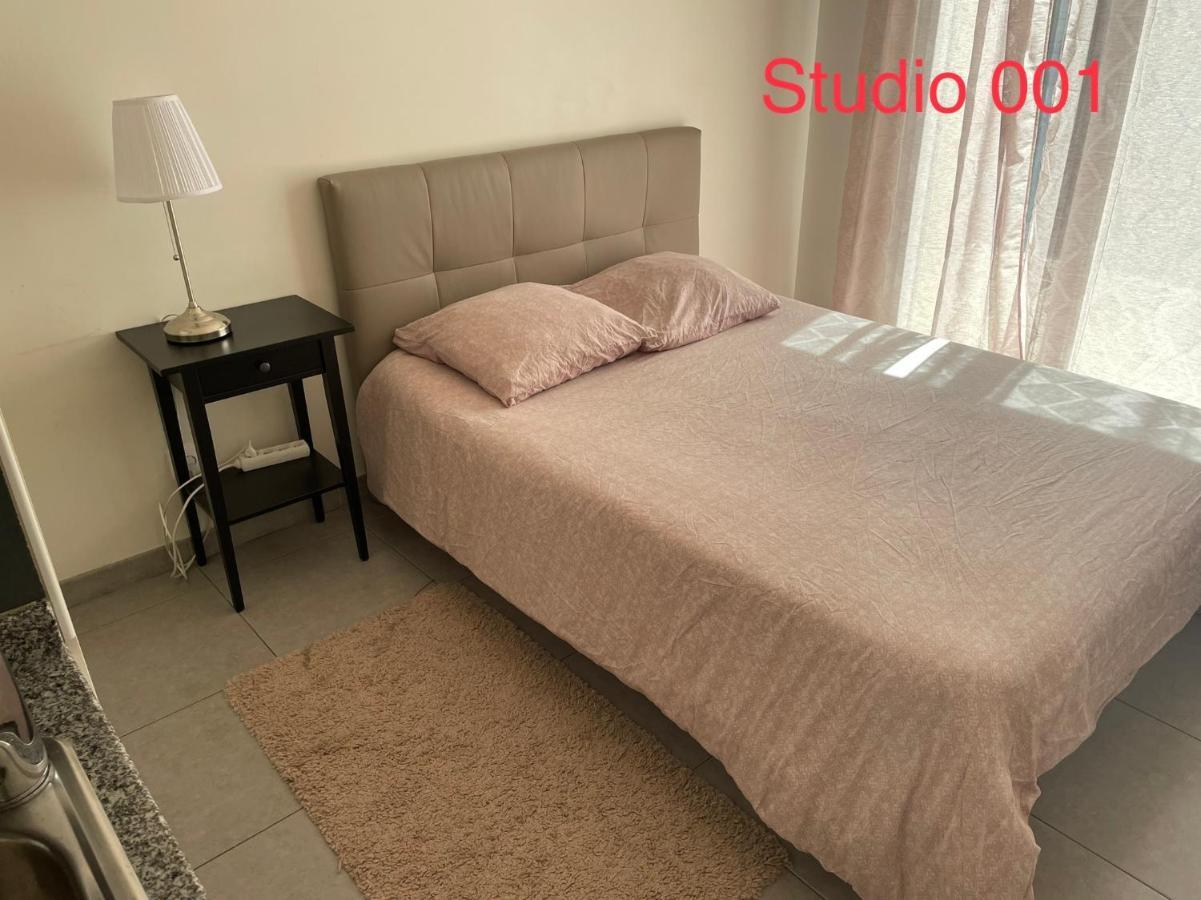 Studio A 300 M De La Gare De Mantes-La-Jolie Exteriér fotografie