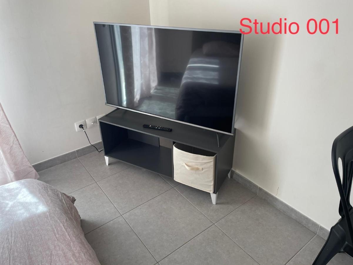 Studio A 300 M De La Gare De Mantes-La-Jolie Exteriér fotografie
